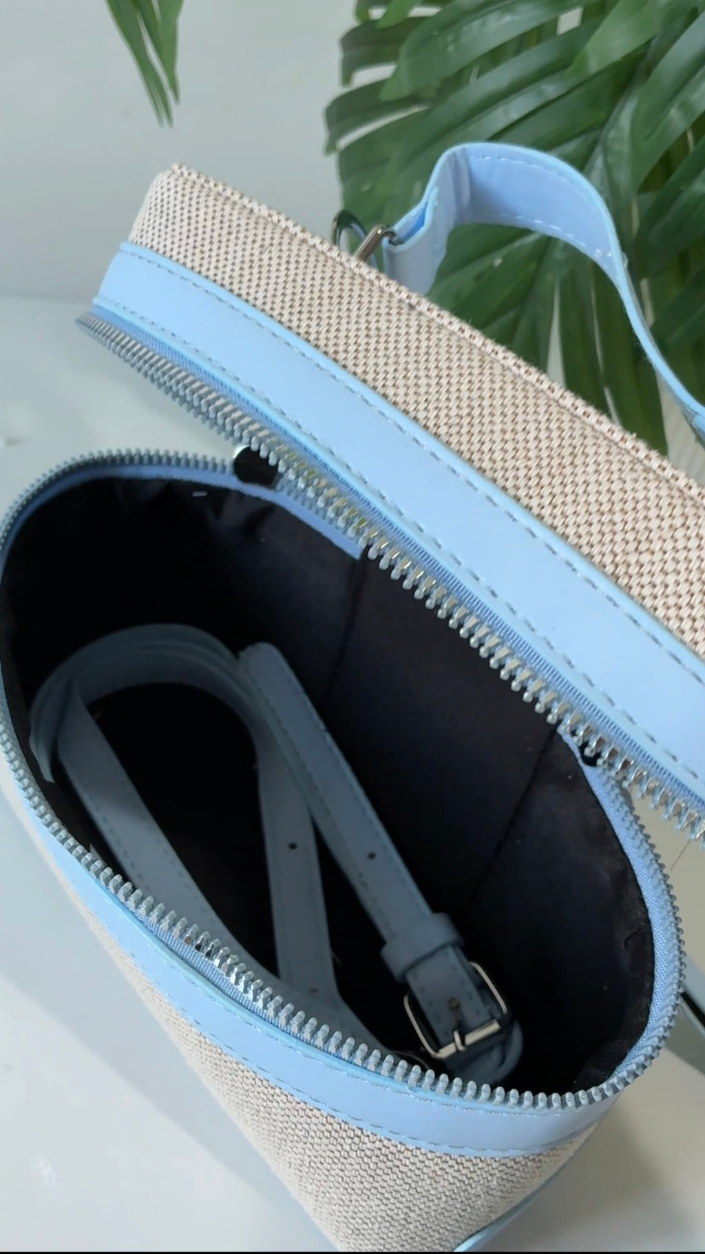 Classy buckle strap detail bag