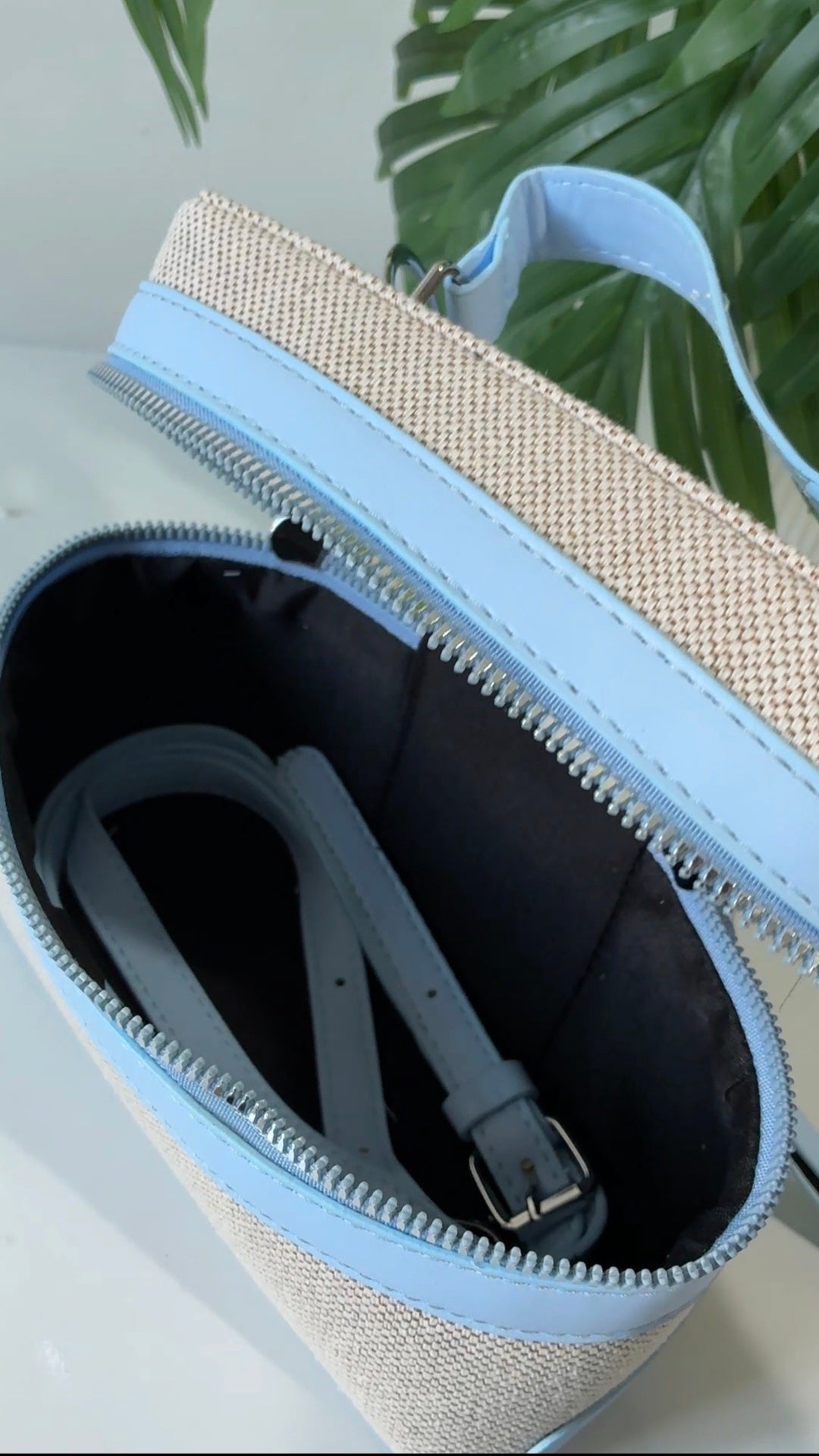 Classy buckle strap detail bag