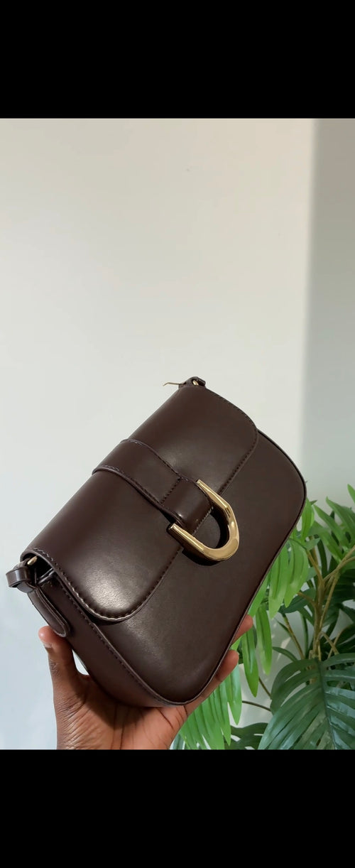 Brown buckle detail strap shoulder bag