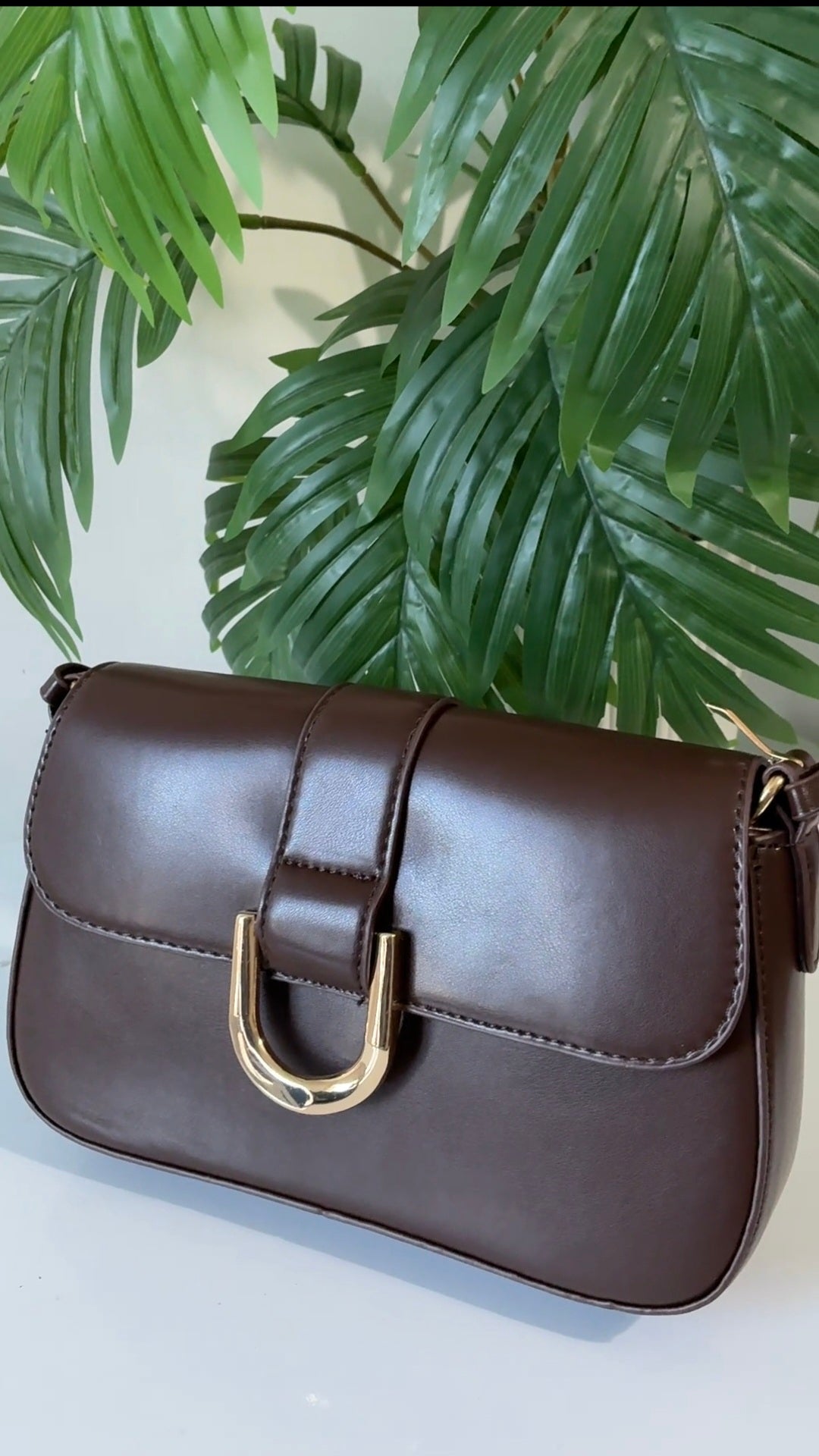 Brown buckle detail strap shoulder bag