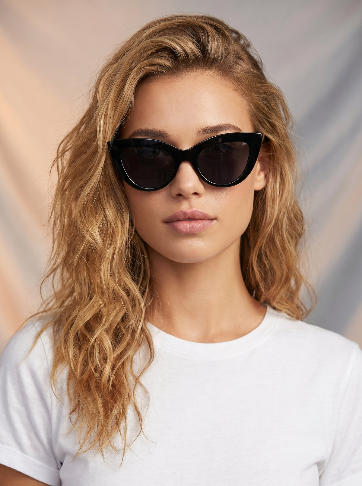 Cat eye sunnies