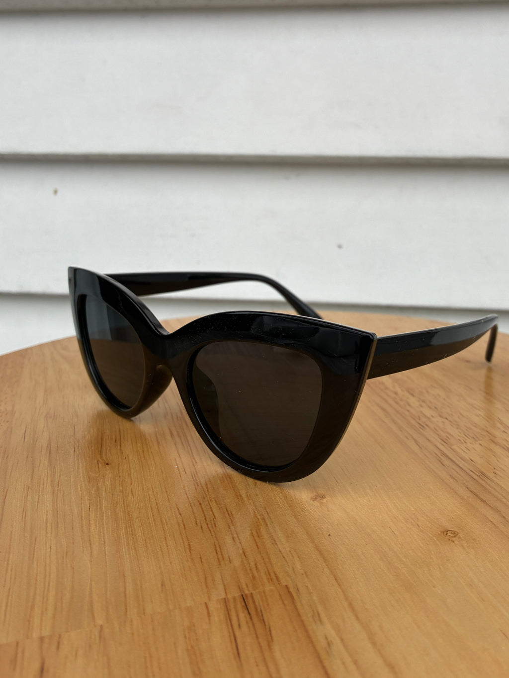 Cat eye sunnies