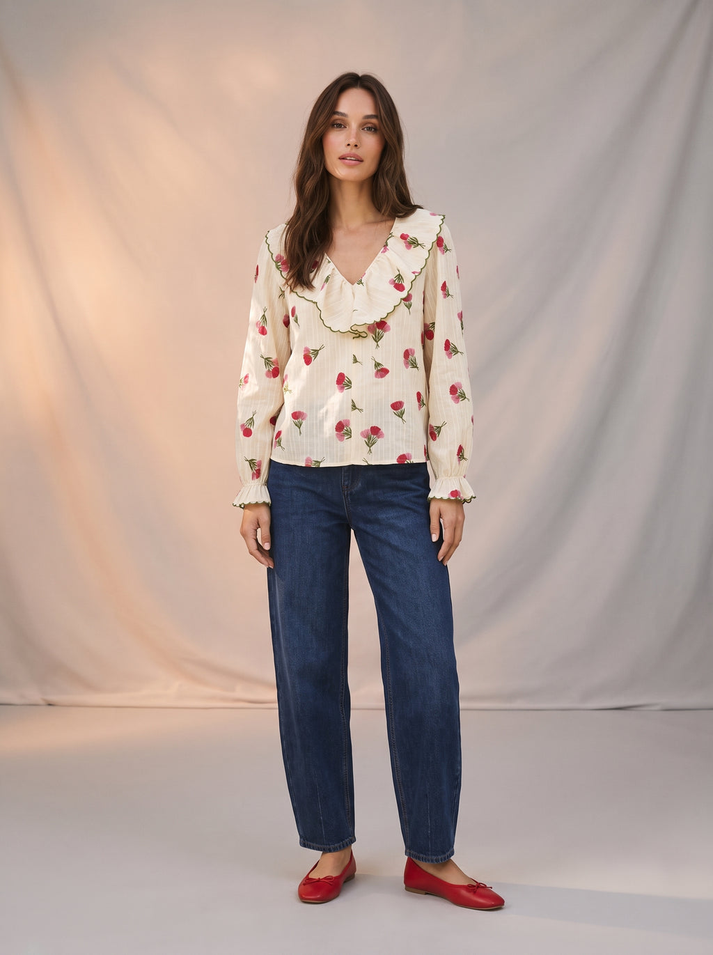 Vee neck florals and ruffle blouse