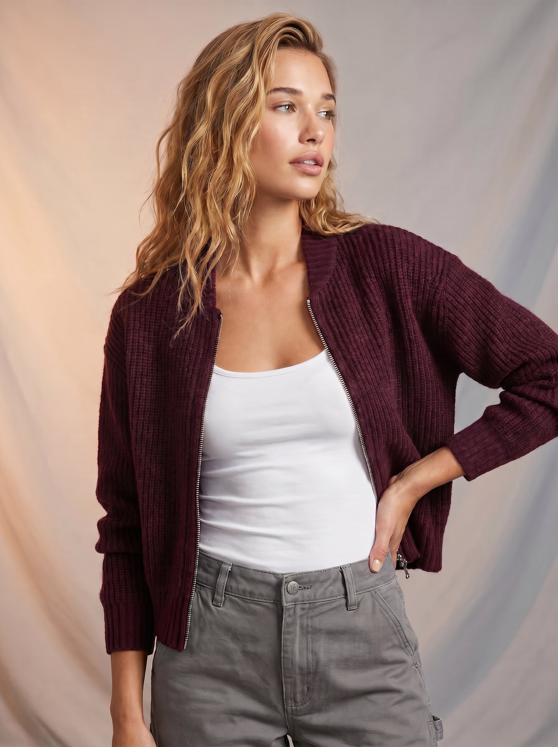 Knitted cardigan with zipper detail