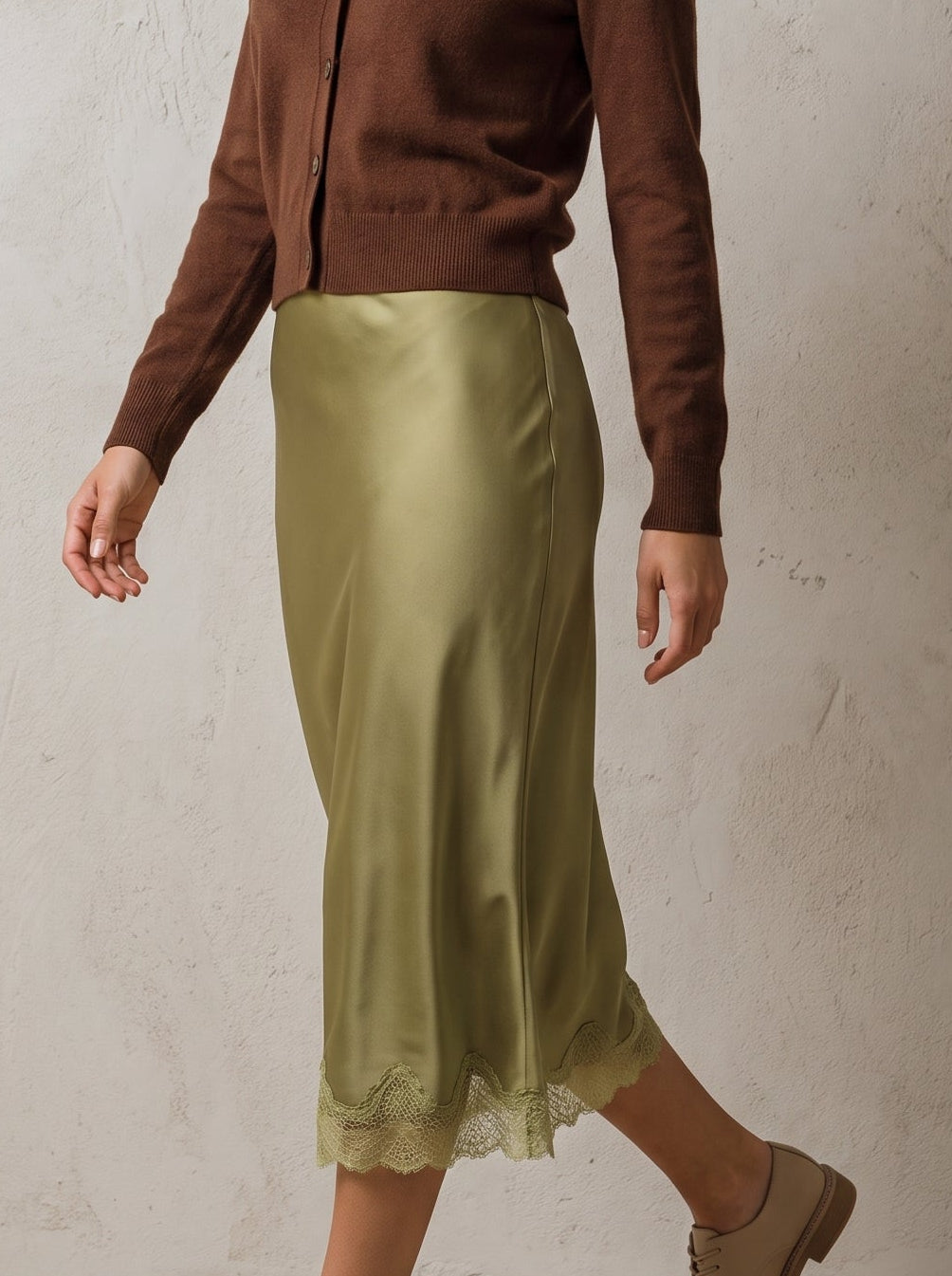 Lace detail satin drape skirt