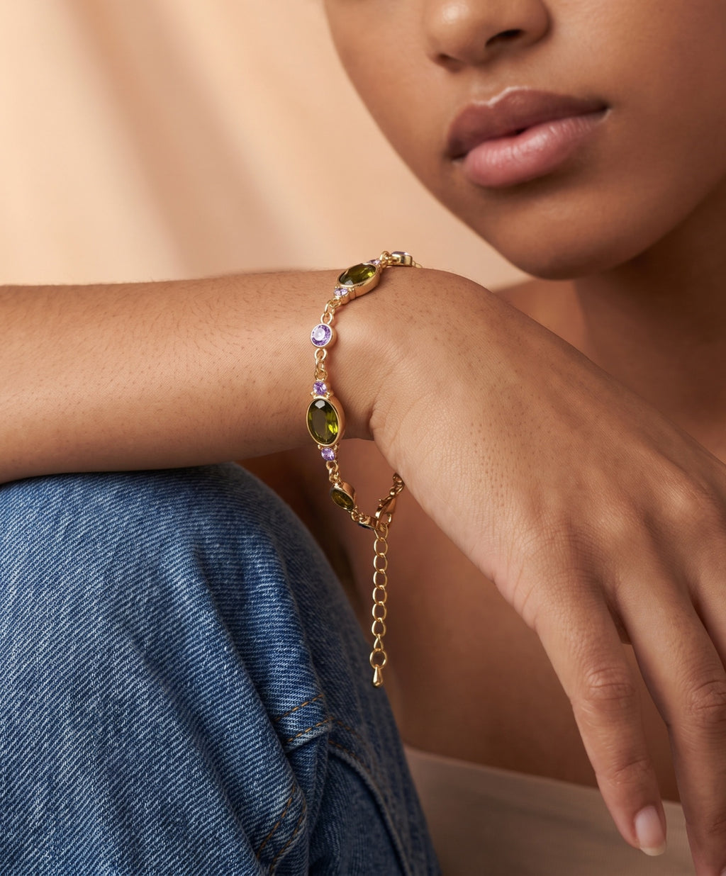 Green gem detail bracelet