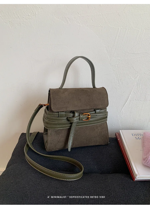 Belt strap detail bag