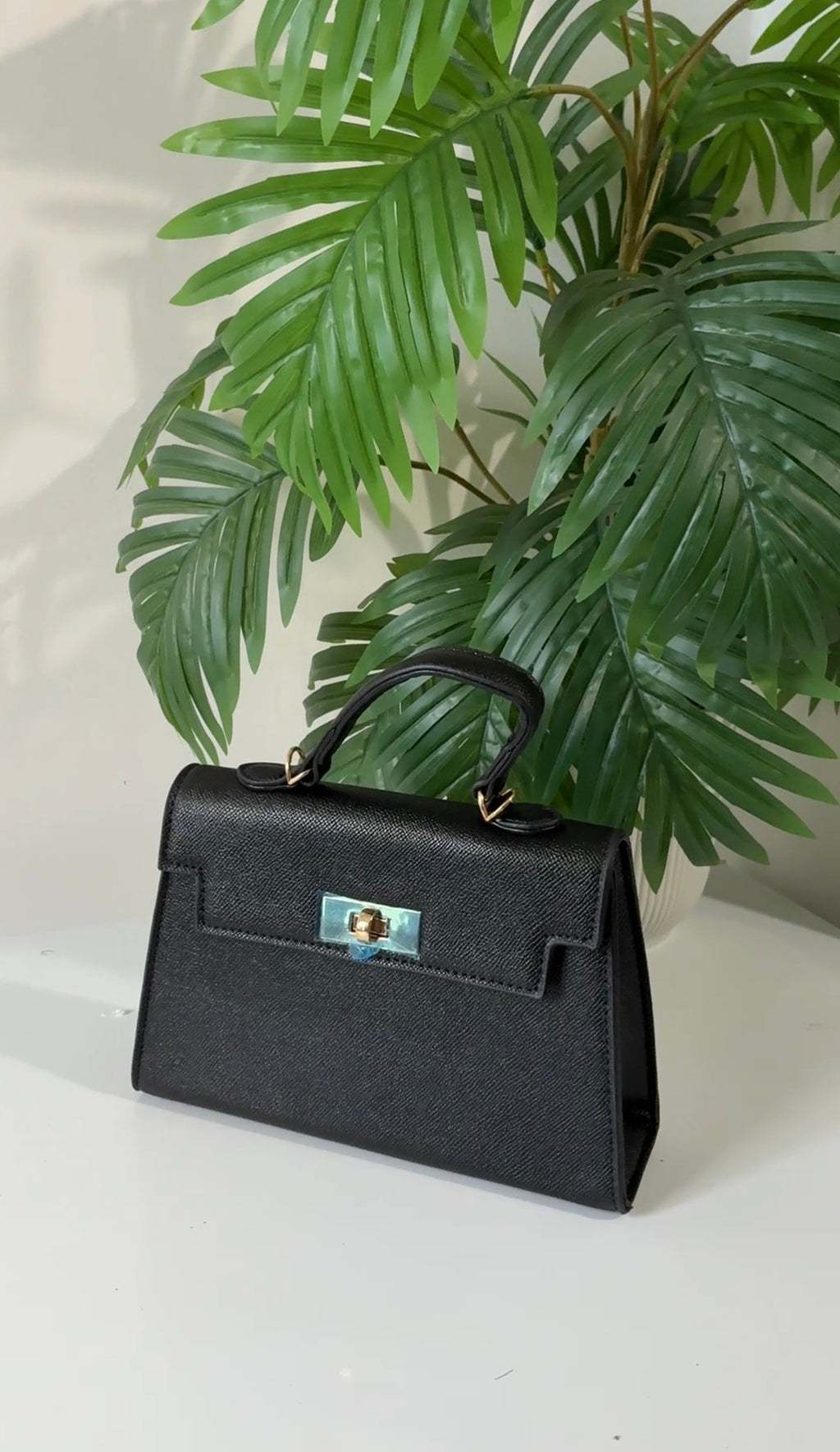 Solid boss lady bag