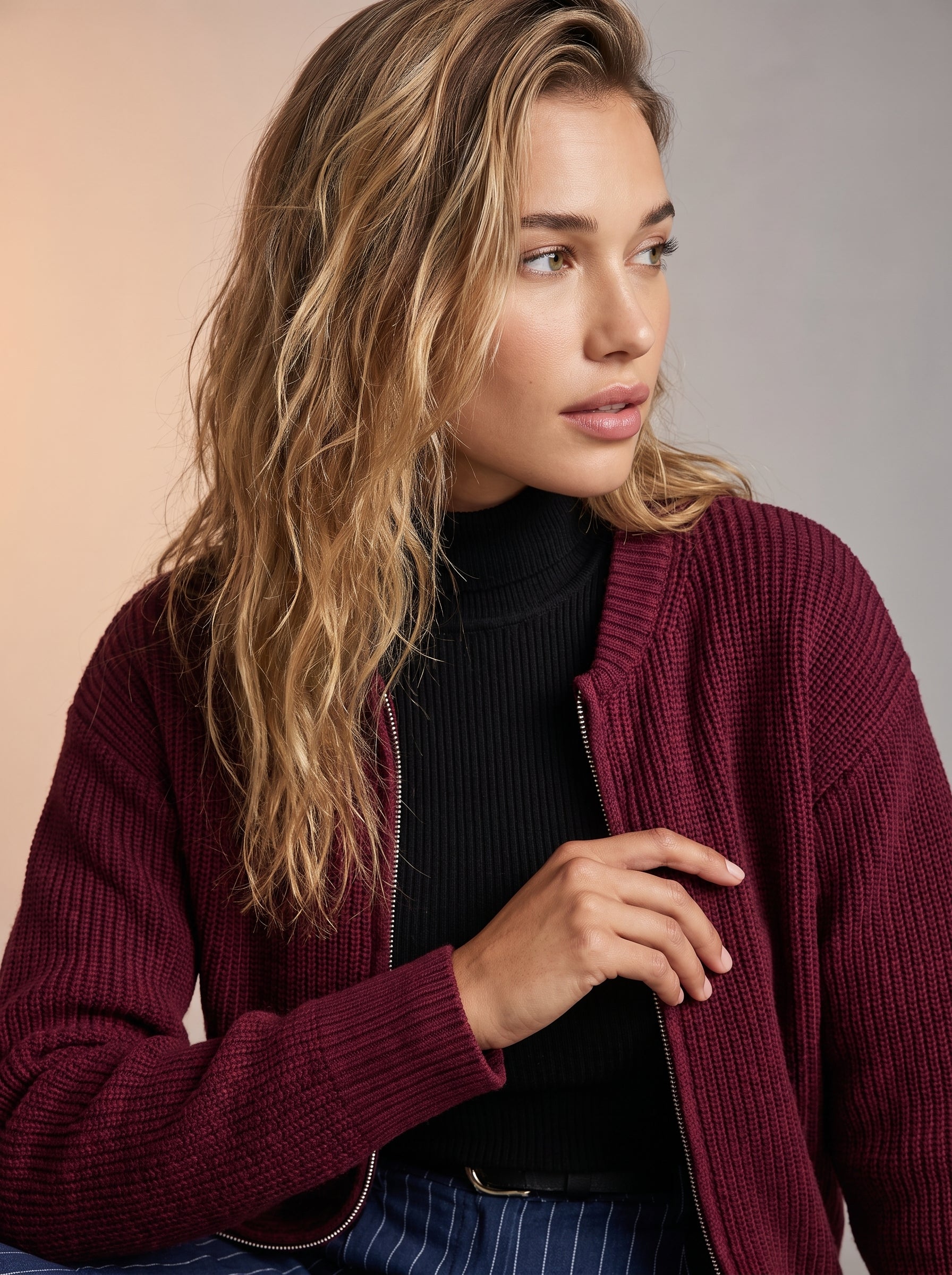 Knitted cardigan with zipper detail