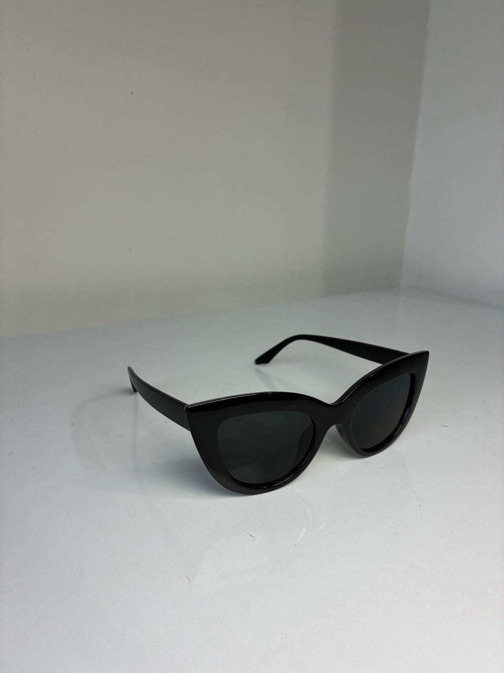 Cat eye sunnies